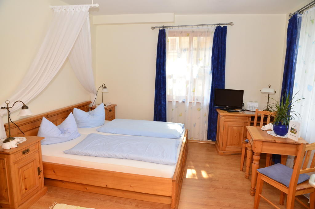 Landhotel Gemeindeschaenke Wanfried الغرفة الصورة